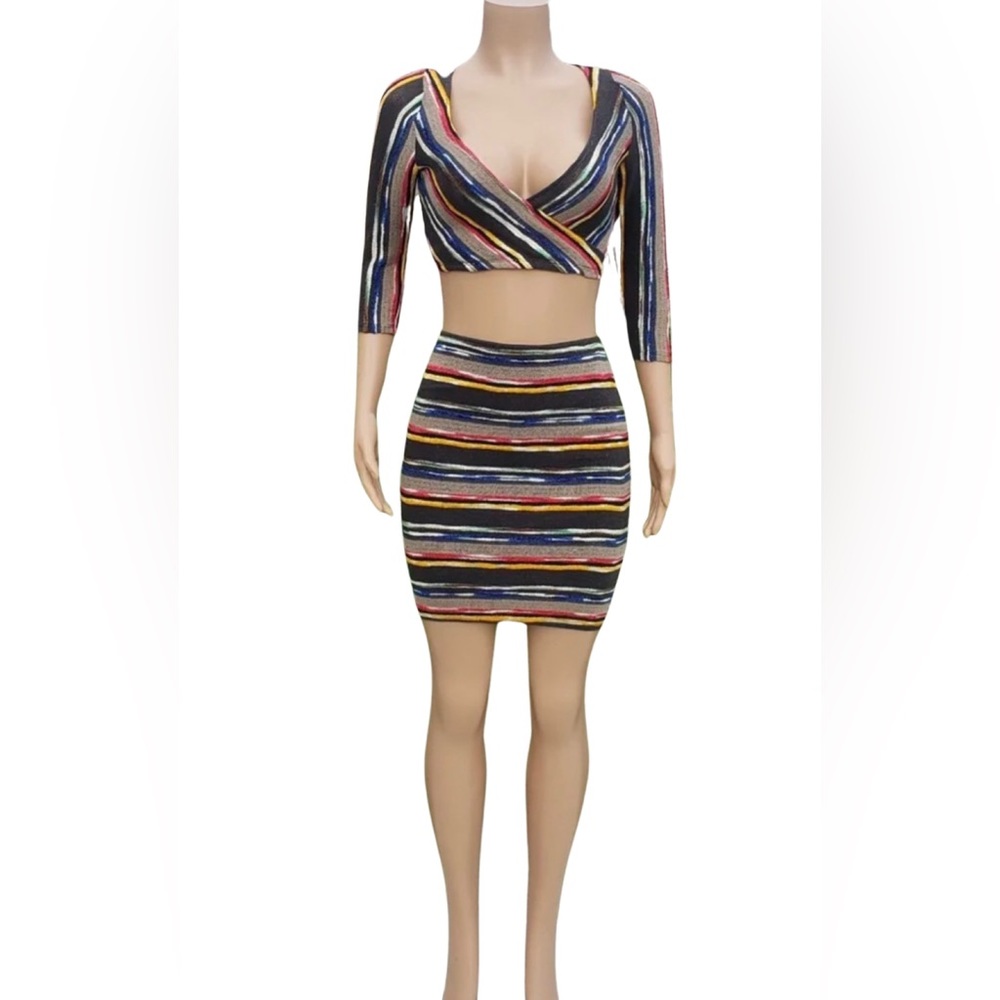Womens Two Piece Knit Skirt Set Multi-Colored Striped SMALL